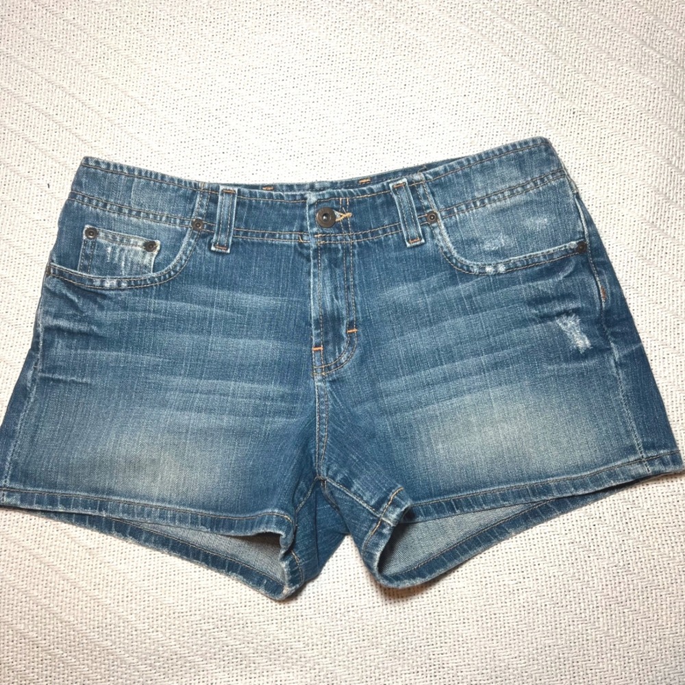 BKE Denim Wendi Stretch Mid Rise Shorts Blue Medium Wash Y2K Vintage Size 29"